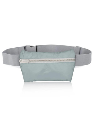 Lay Flat Fanny Pack in Shimmer Gray