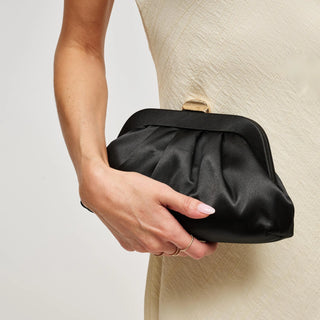 Winter Clutch Black
