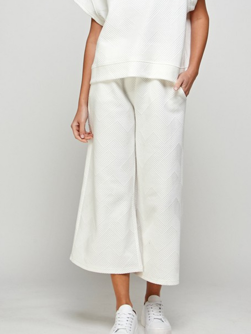 Textured Short Crop Pant White